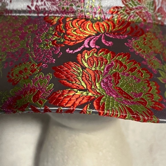 Lake Shore Drive Metallic Baseball Cap - Picture 3 of 9